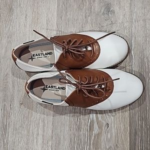 Leather Oxford shoes worn twice